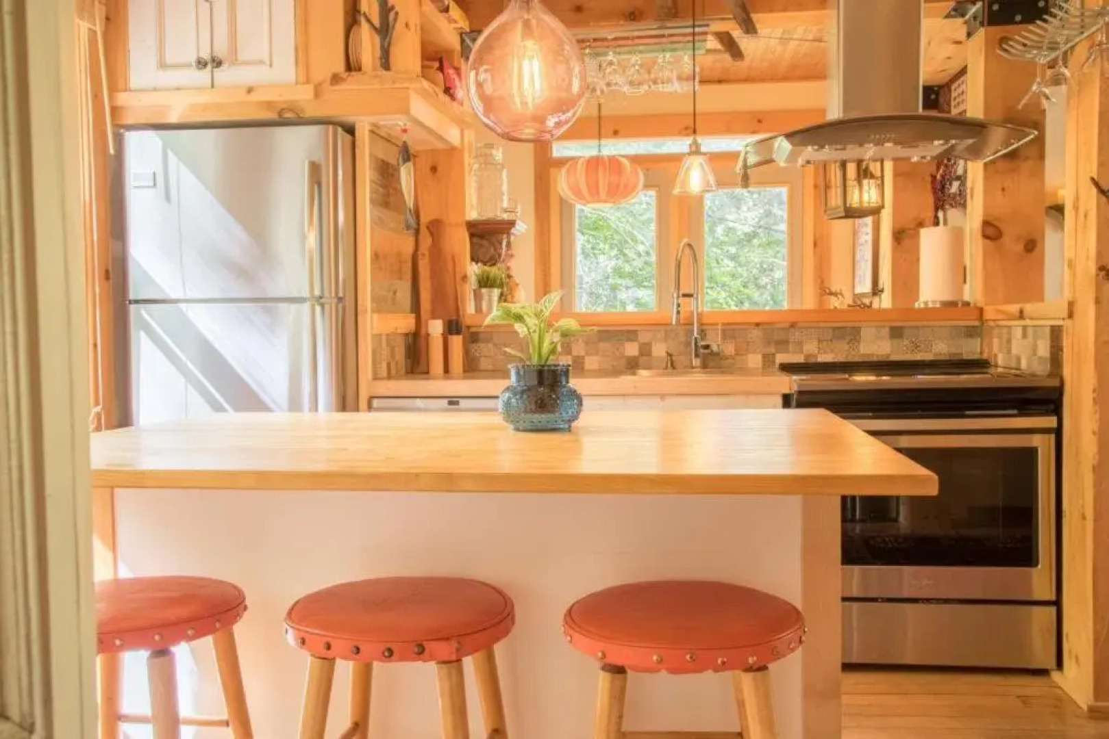 Serene & Cozy 5min to Resort 3 Queen Beds, Beach ThePioneer