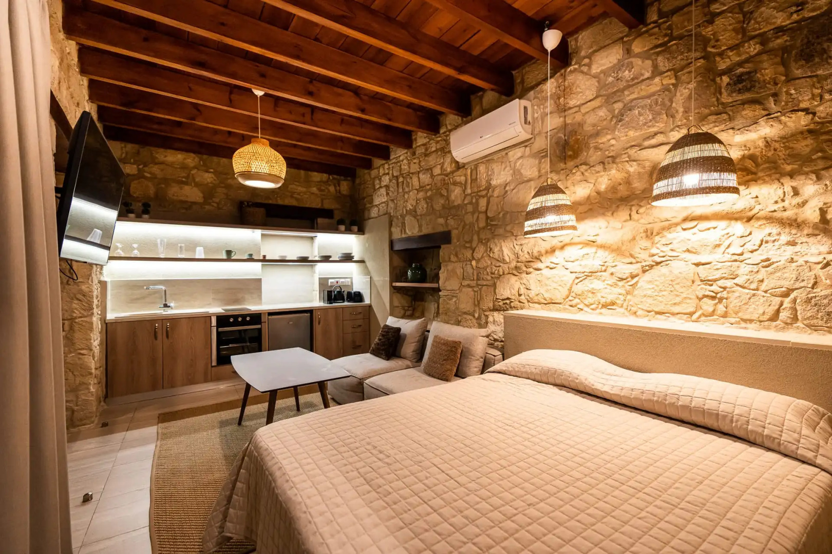 Harma Traditional Boutique Suites