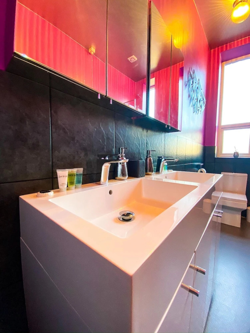 PHOENIX Executive Apartments