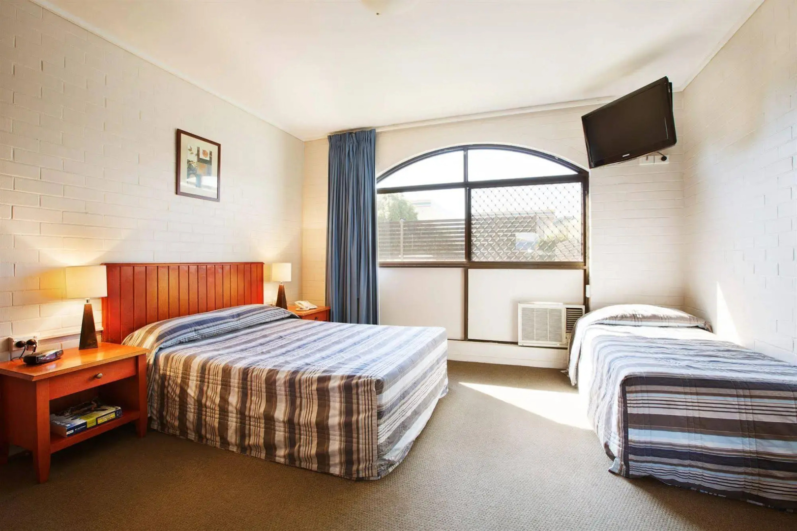 Nightcap at Springwood Hotel