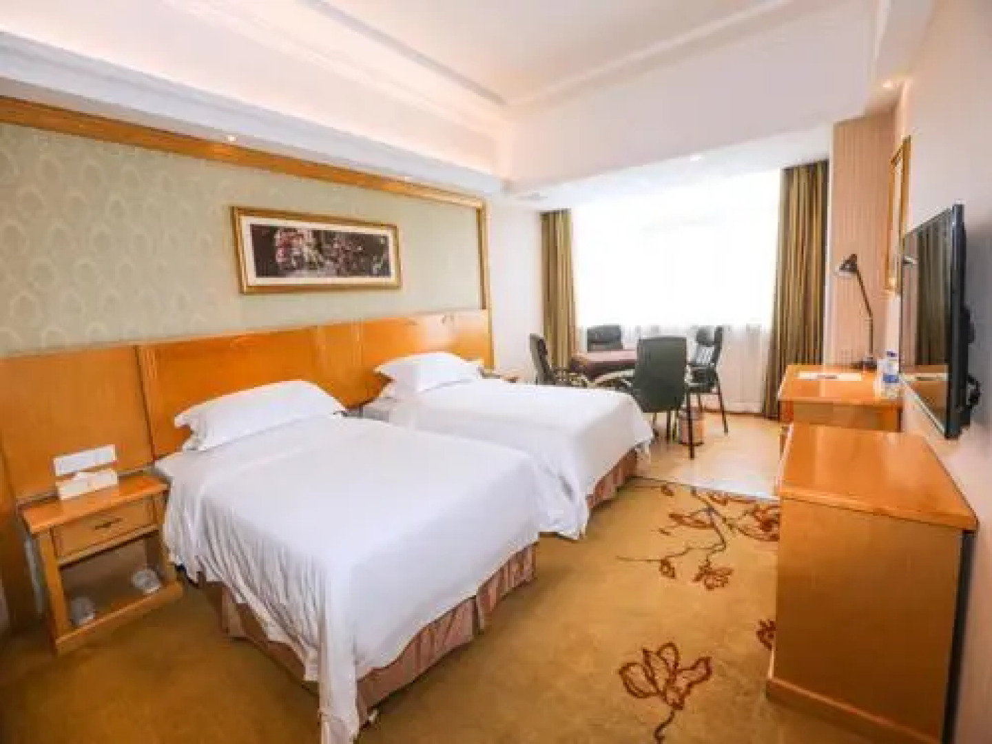 Vienna Hotel Yingcheng Hai Mountain Yingcheng