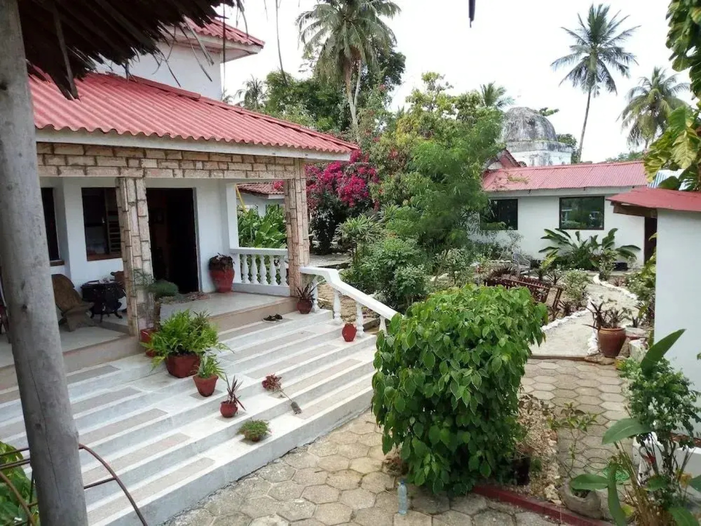 Imani Beach Villa Resort