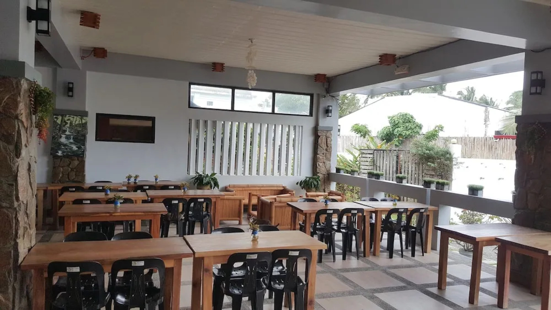 Pacific Waves Inn Annex