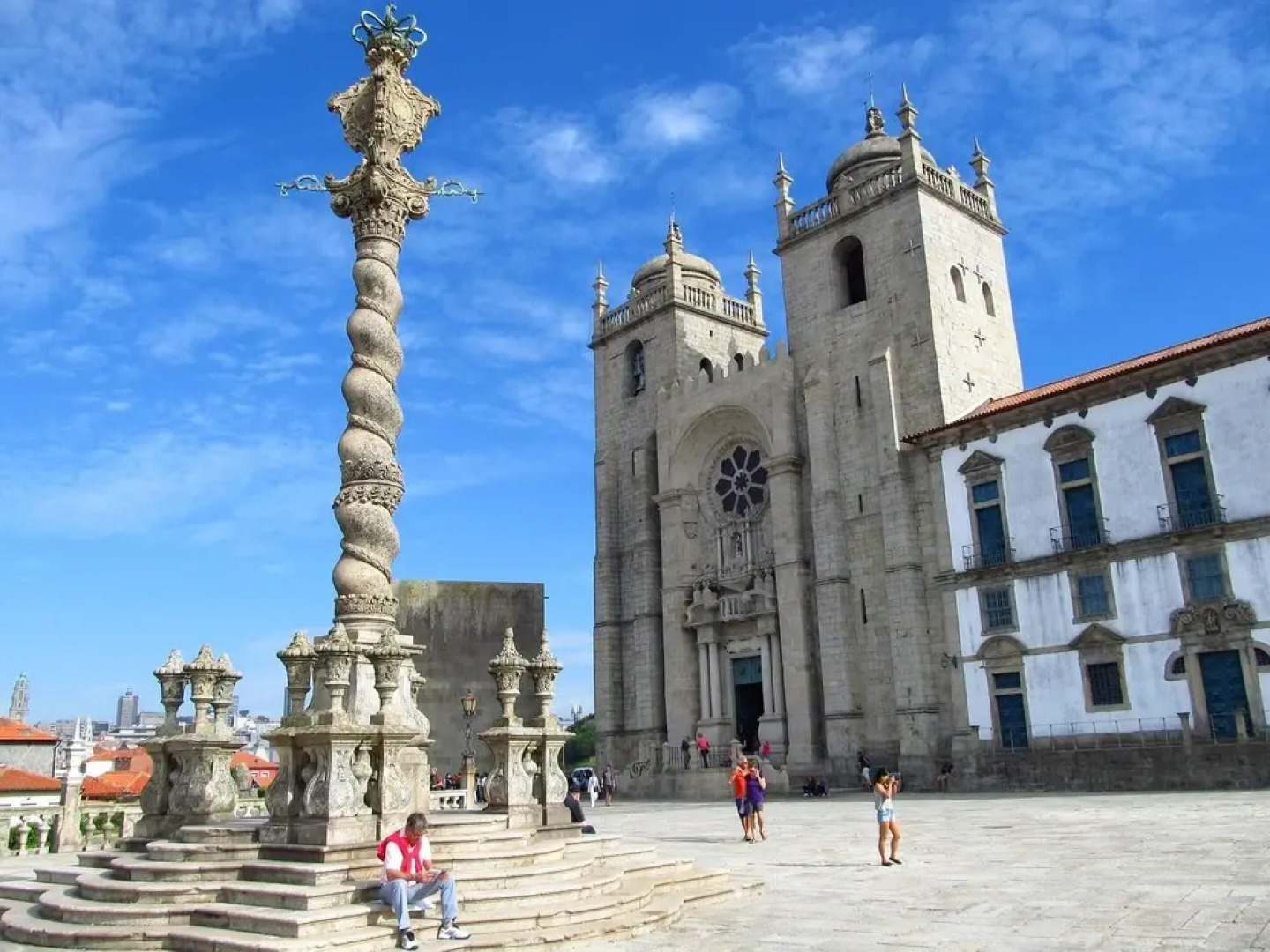 House With 4 Bedrooms in Ermesinde, With Wonderful City View, Furnishe