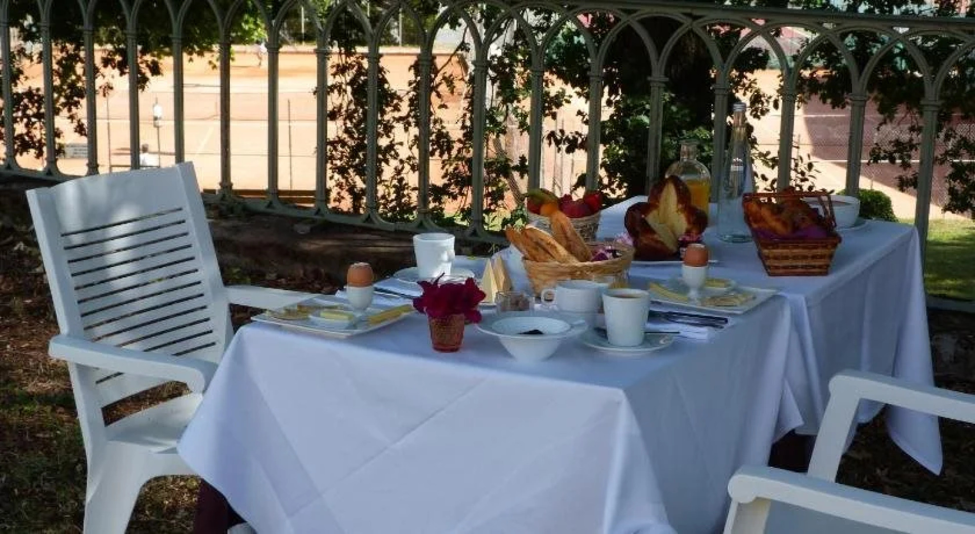 Logis Hotel Restaurant La Tour de Ciron