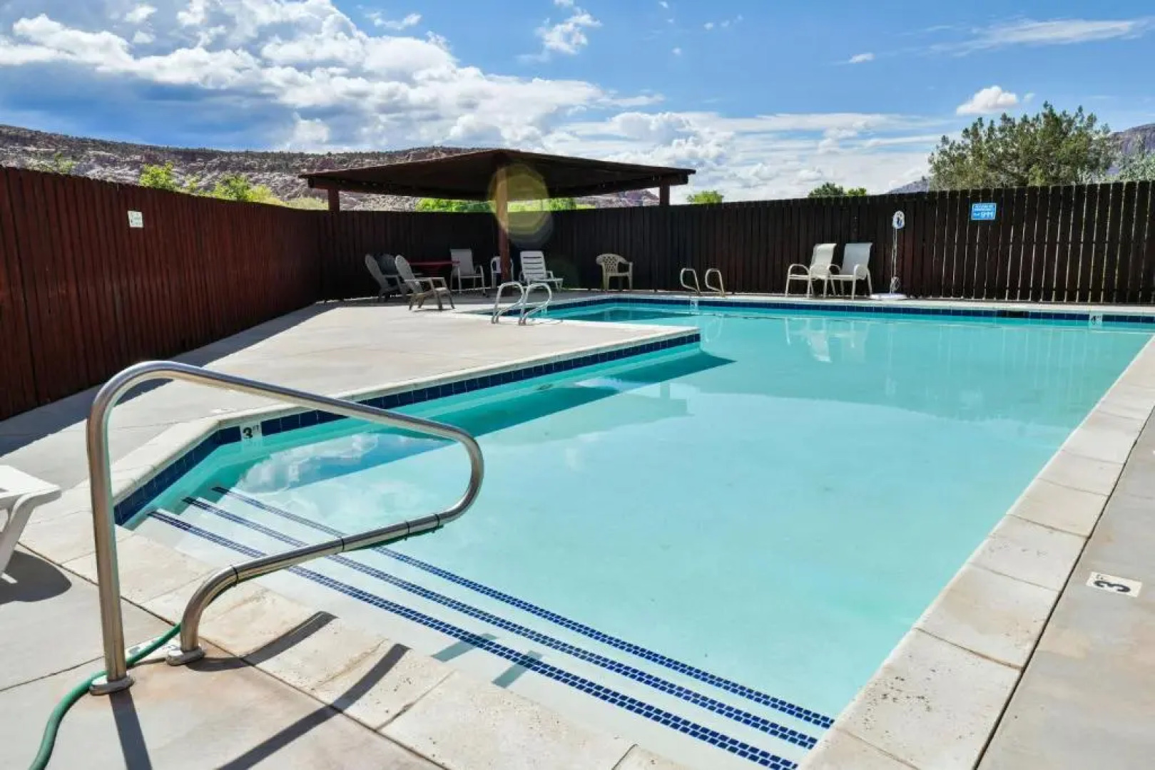 Castillo De Las Rocas 3418