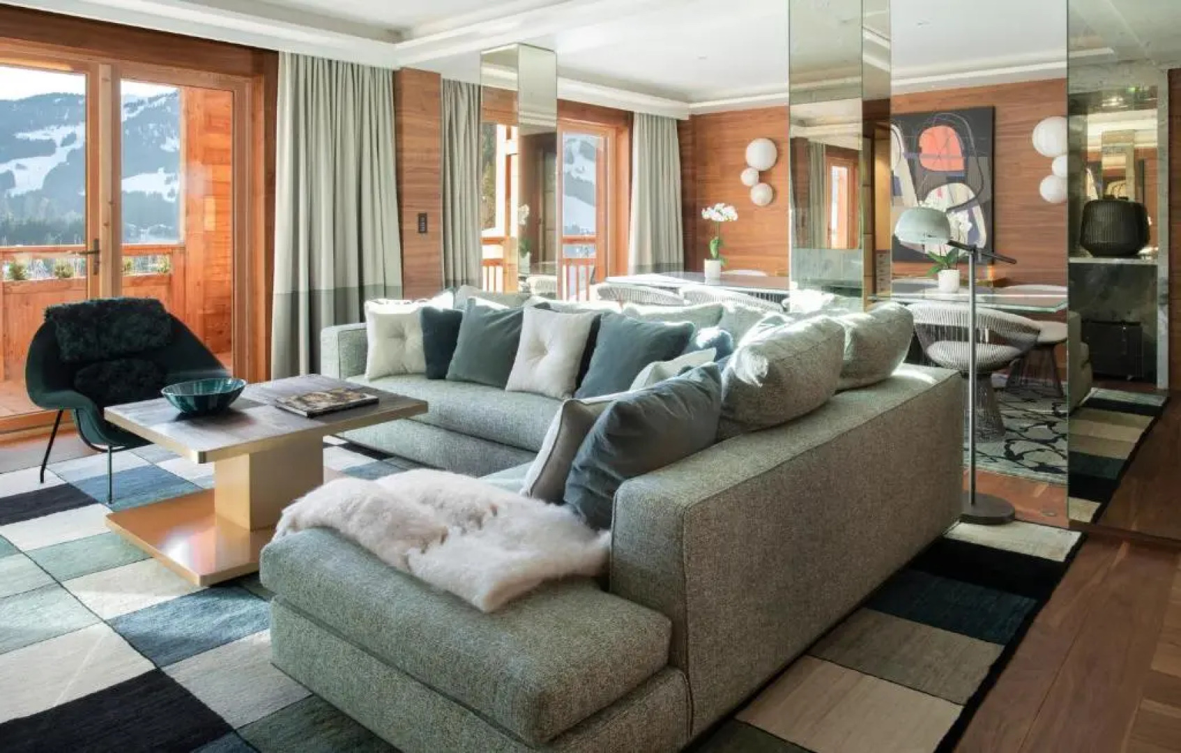 Отель Four Seasons Hotel Megeve