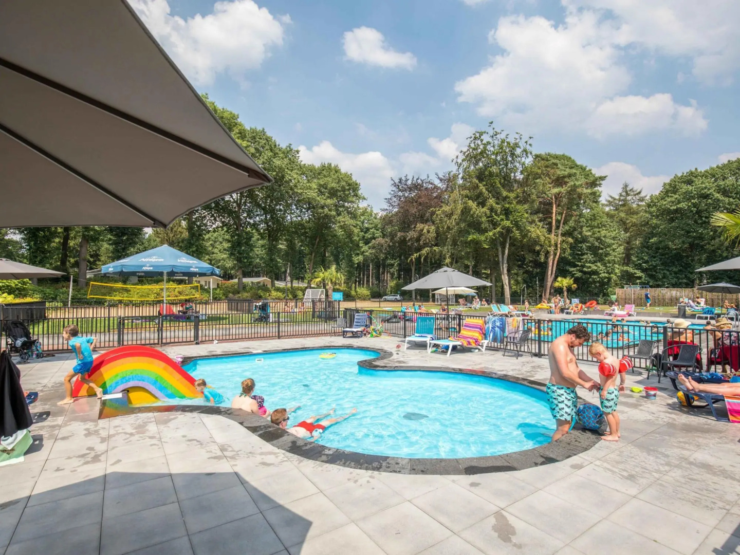 Modern chalet with spa and sauna, in a holiday park, 8 km. from Hoorn