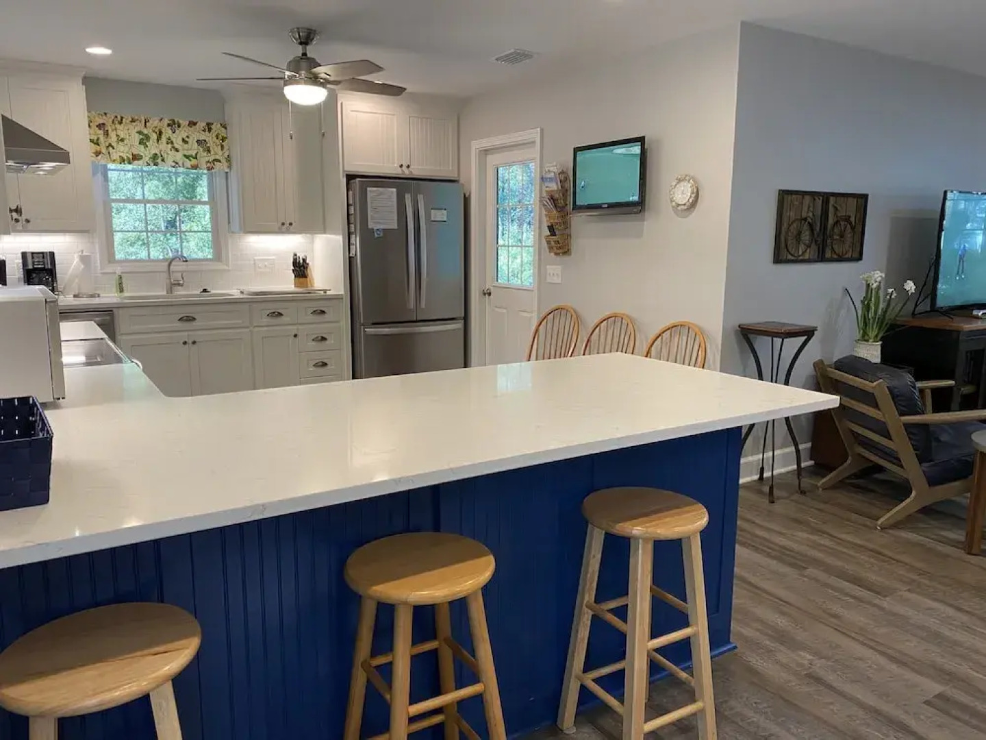 Casa Bella 4 Bedrooms 2 Bathrooms Home