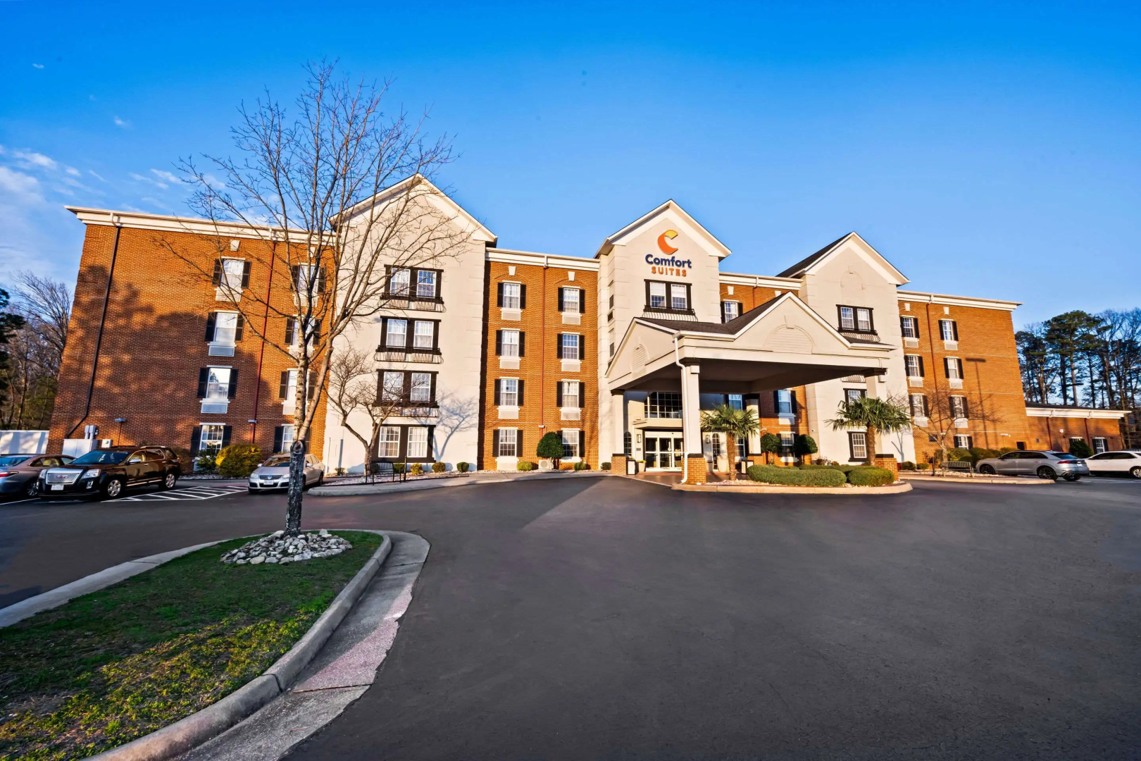 Comfort Suites Airport