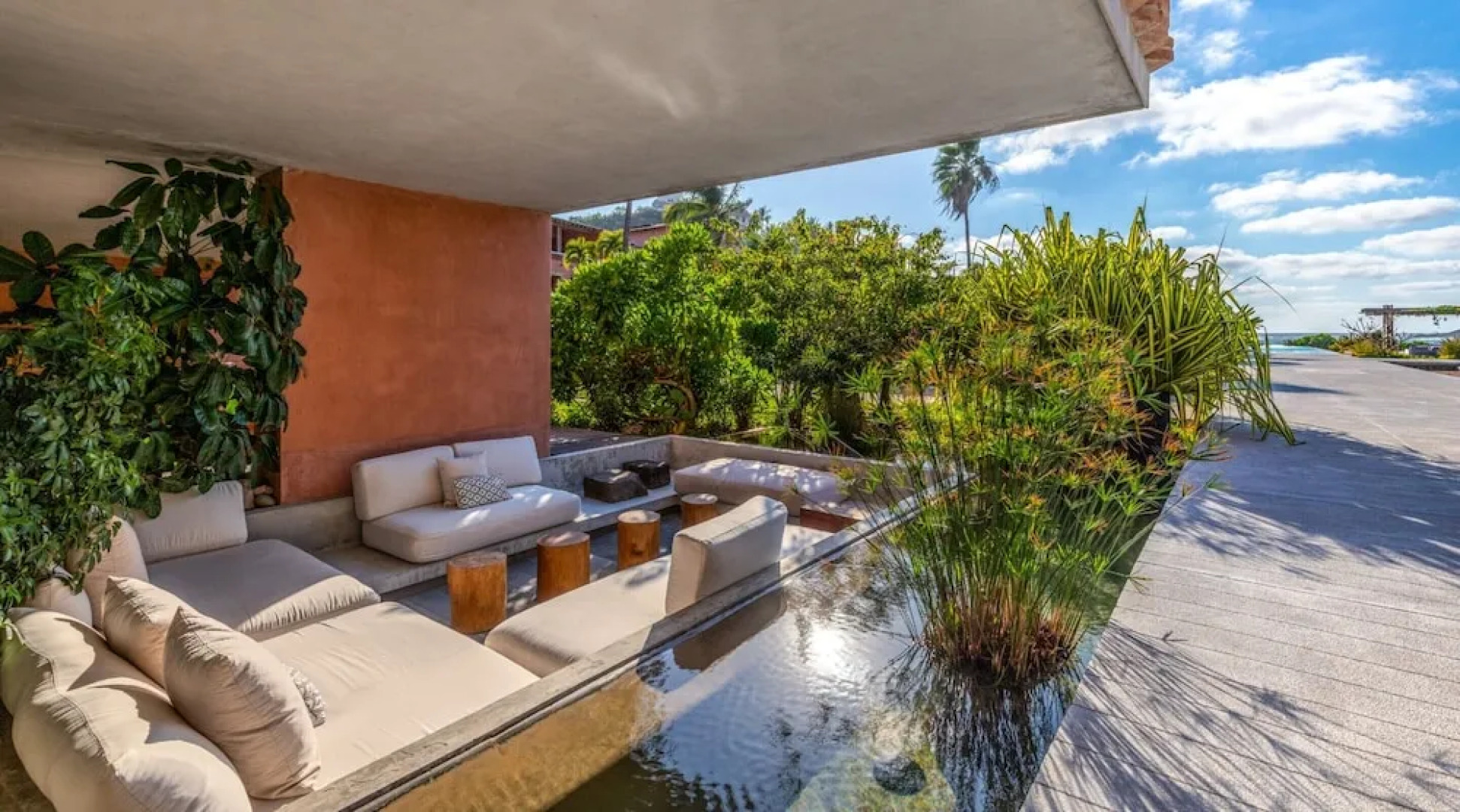 Condo 223 El Careyes Club & Residences