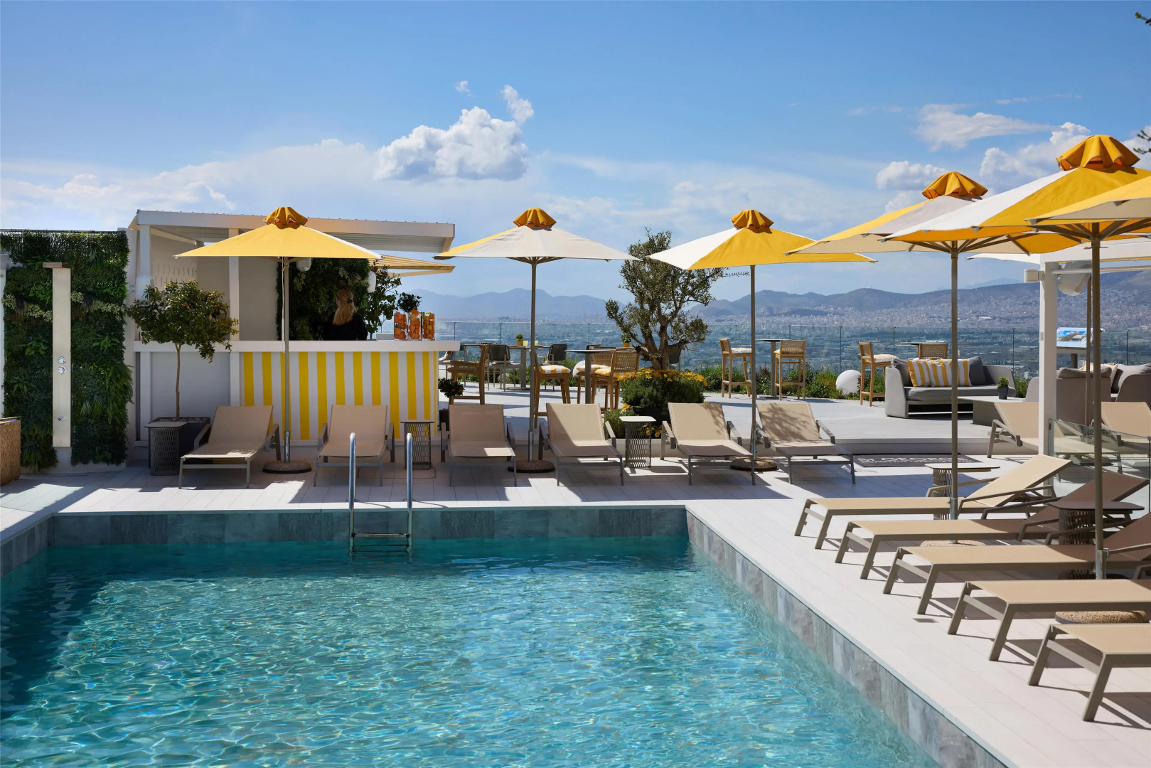 St. George Lycabettus Lifestyle Hotel