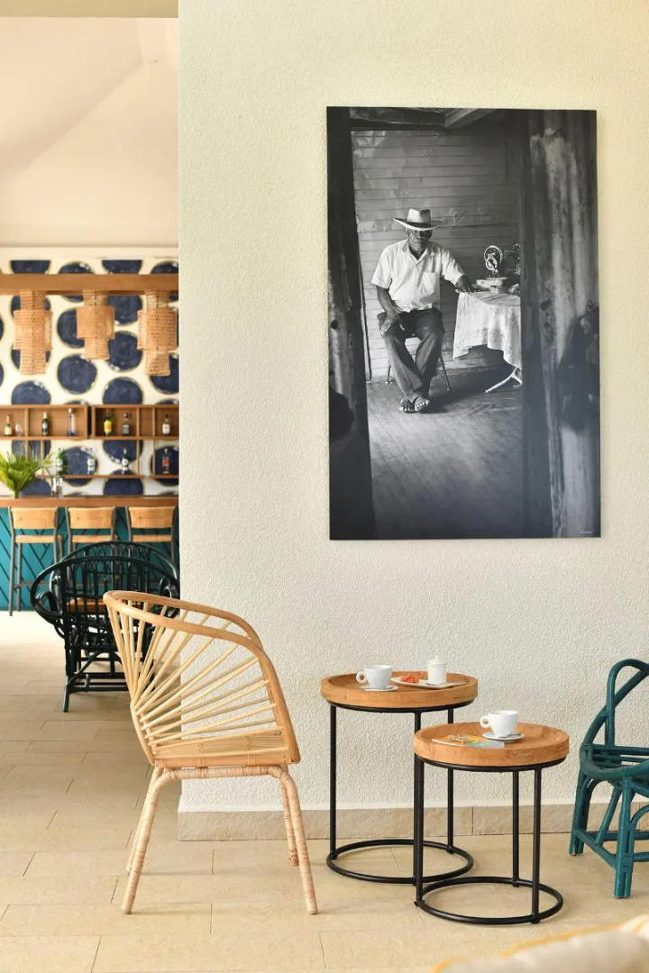 Constance Tekoma. Rodrigues