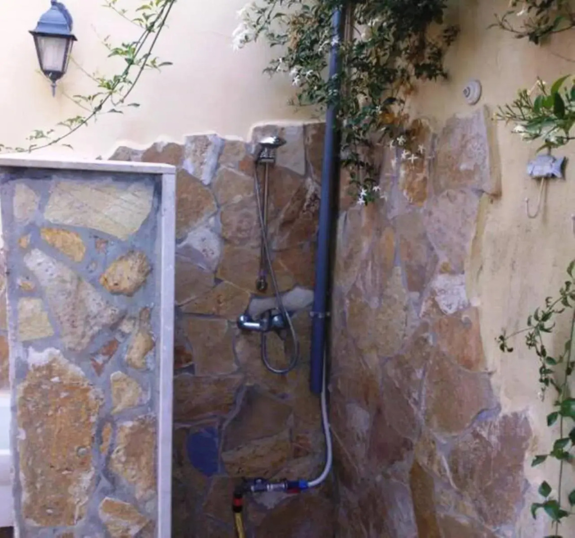 Dimora Li Santi E Casina Matilde