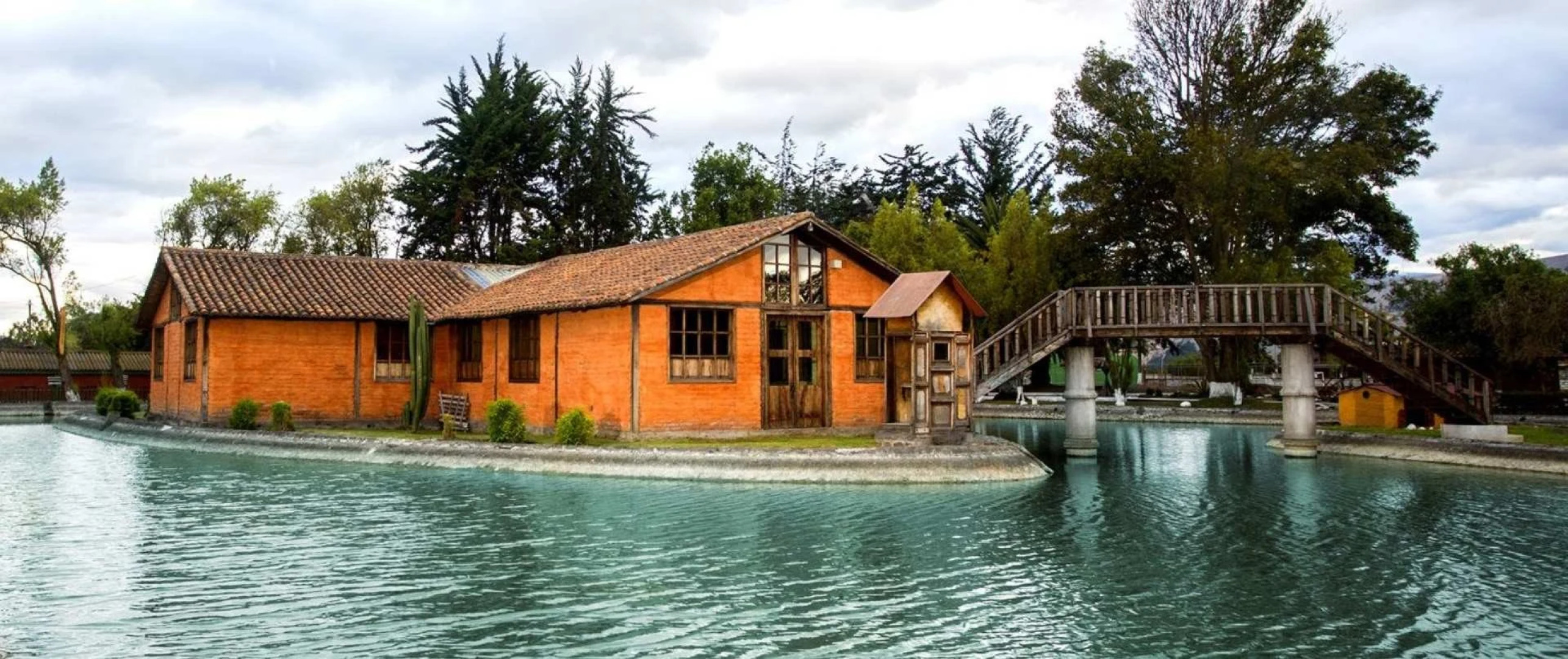 Hotel Rumipamba de las Rosas