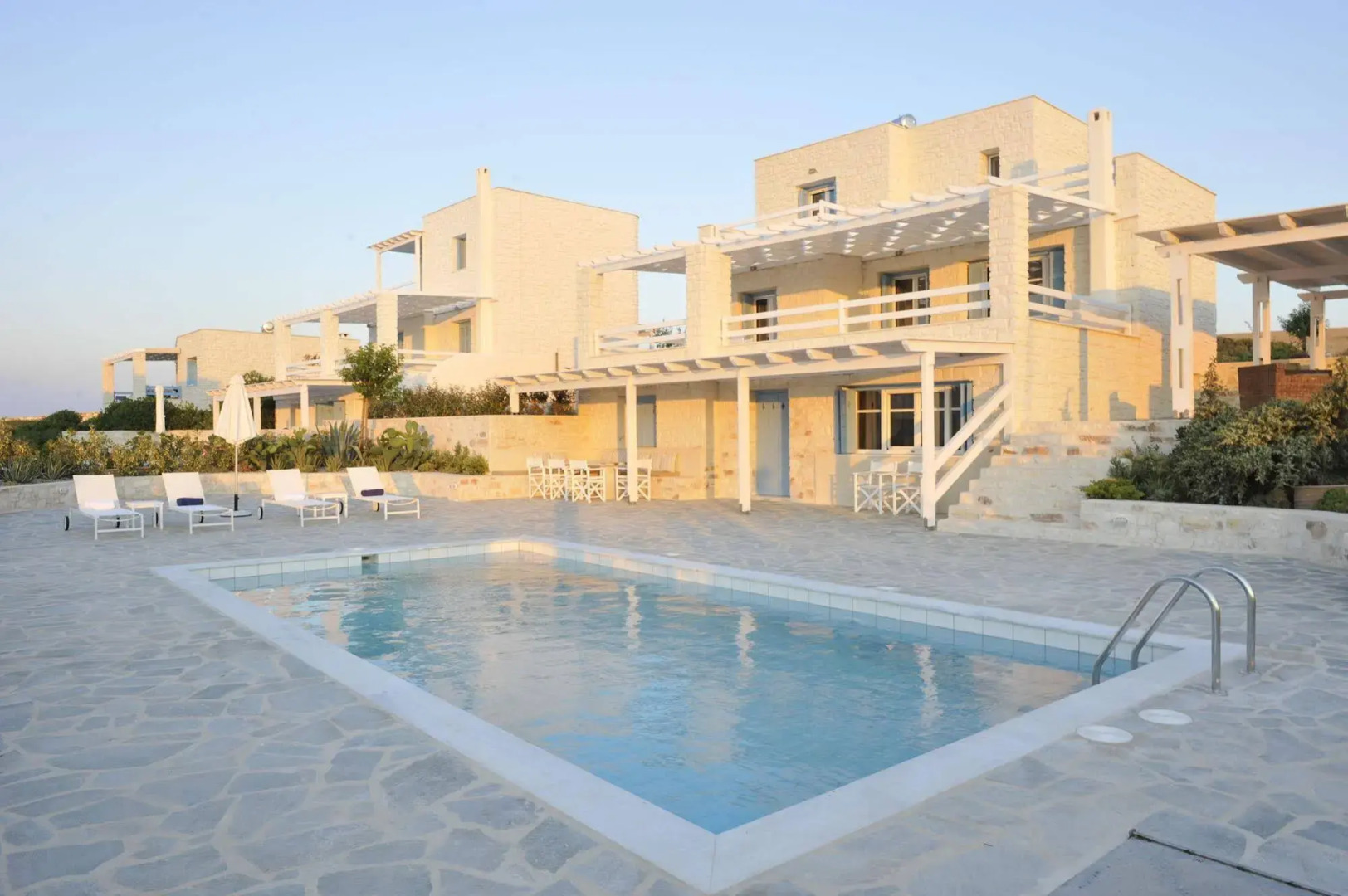 Empire Luxury Villas