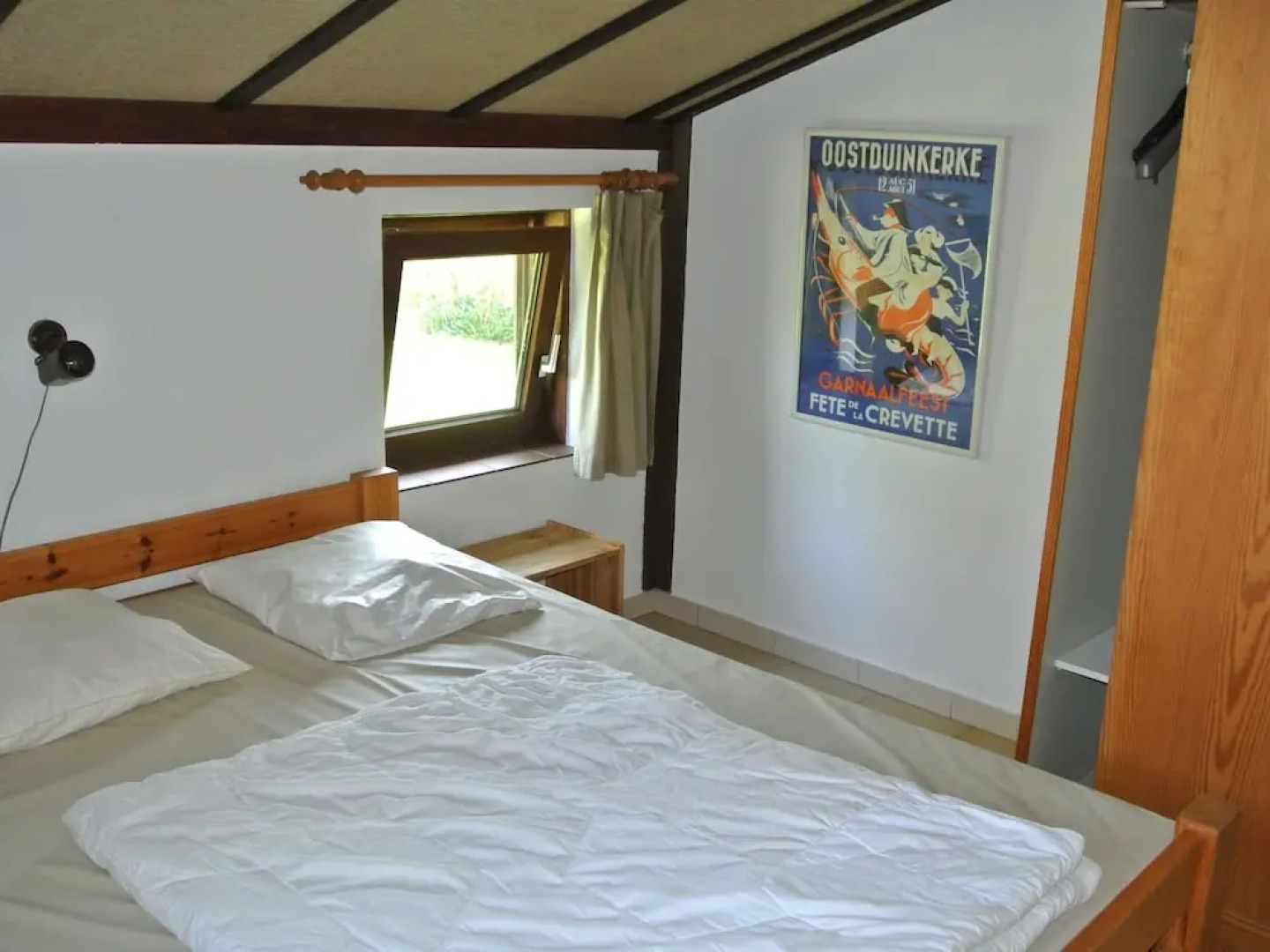 Tidy Cottage With Terrace, not far From De Panne