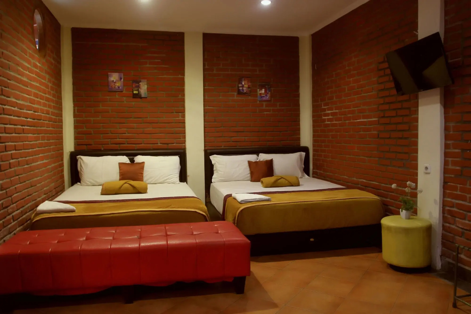 Bantal Guling Villa Bandung