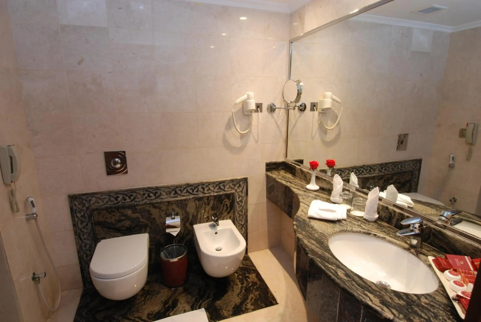 MADEN Hotel-مادن