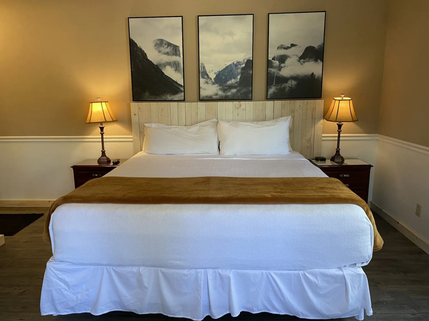 Cinnamon Bear Inn