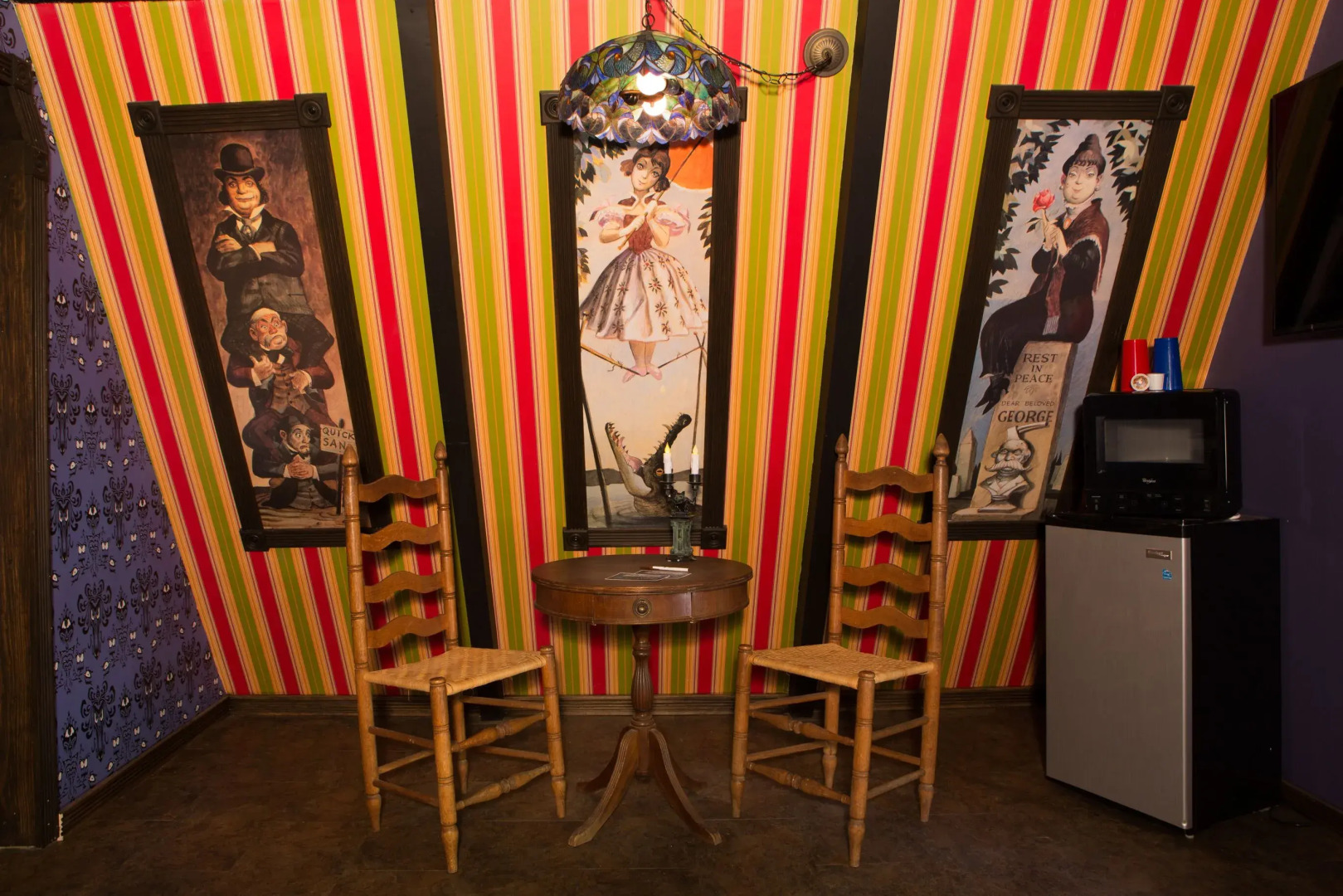 Hicksville Pines Chalets & Motel