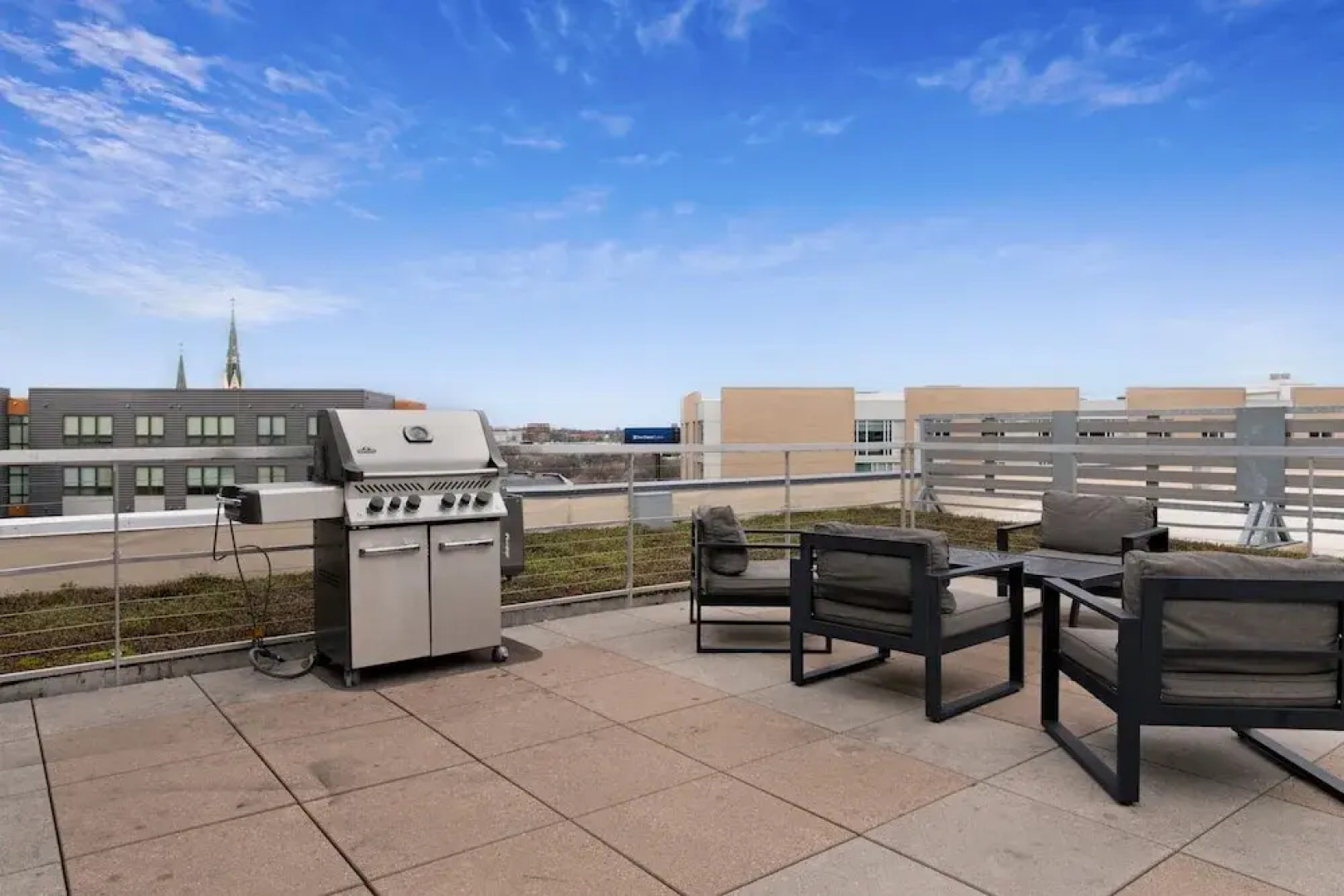 Kasa Westown Milwaukee