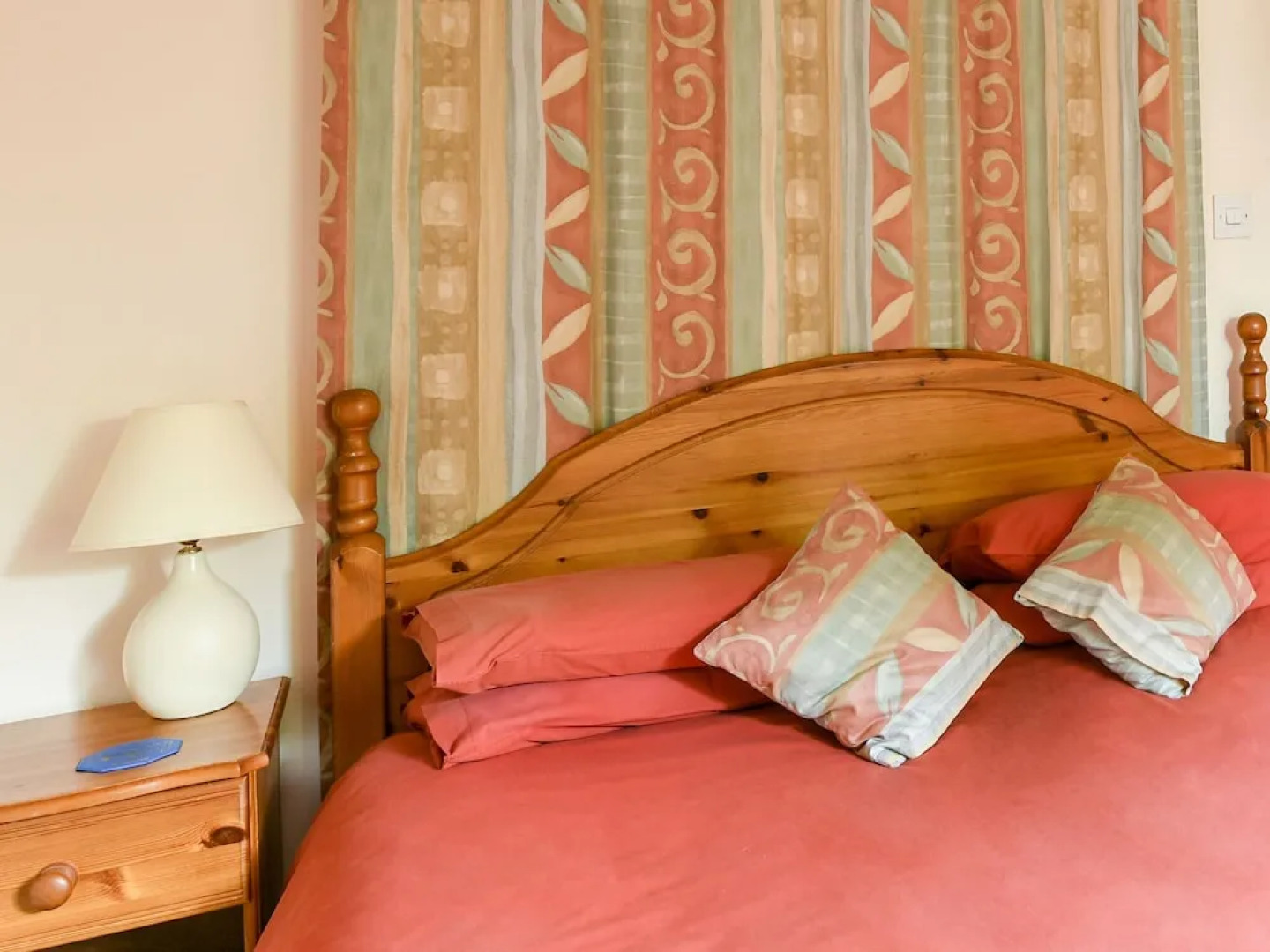 Lovely Holiday Home in Lydbury With Garden