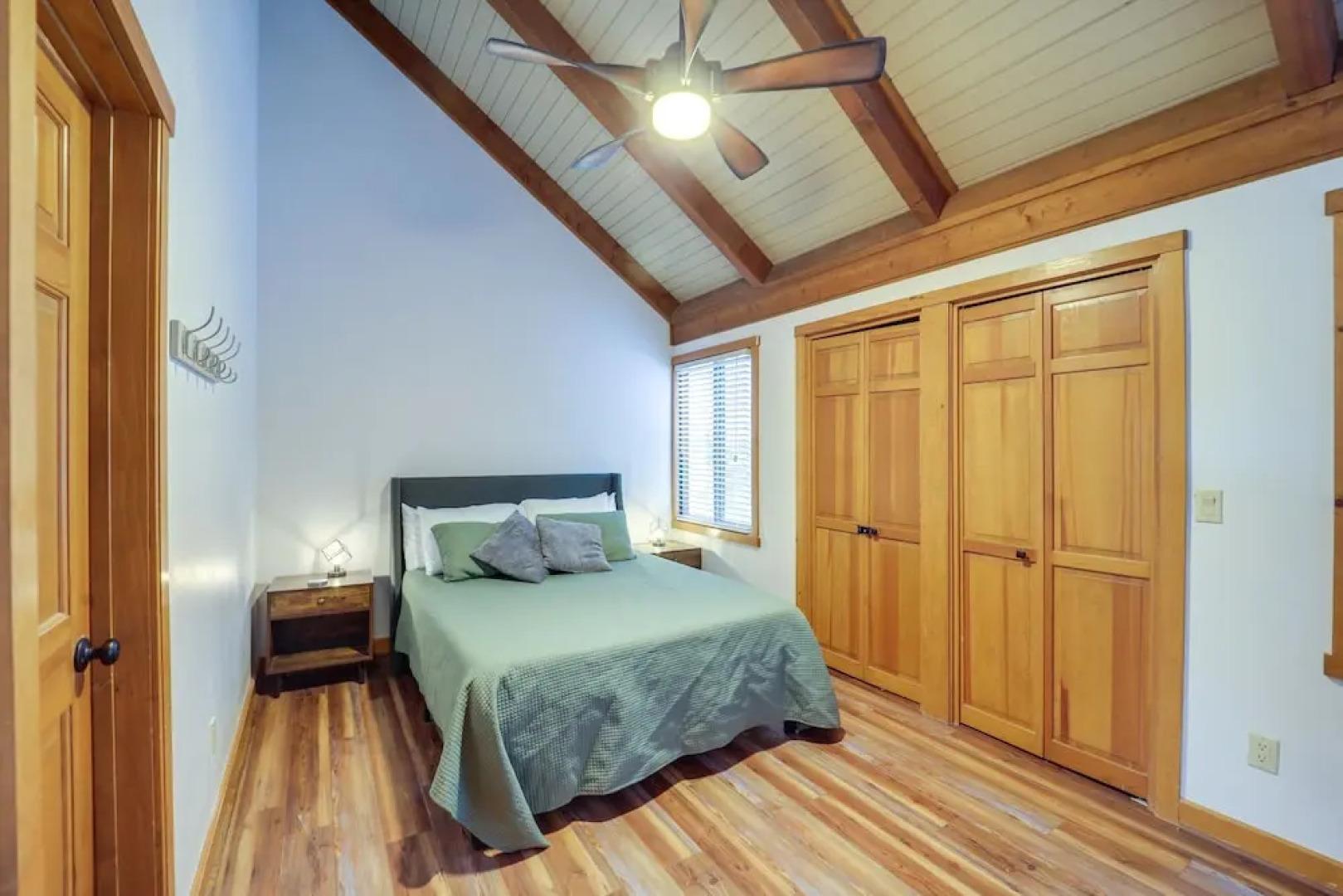 Sugar Mountain Chairlift View Home w/ Hot Tub!