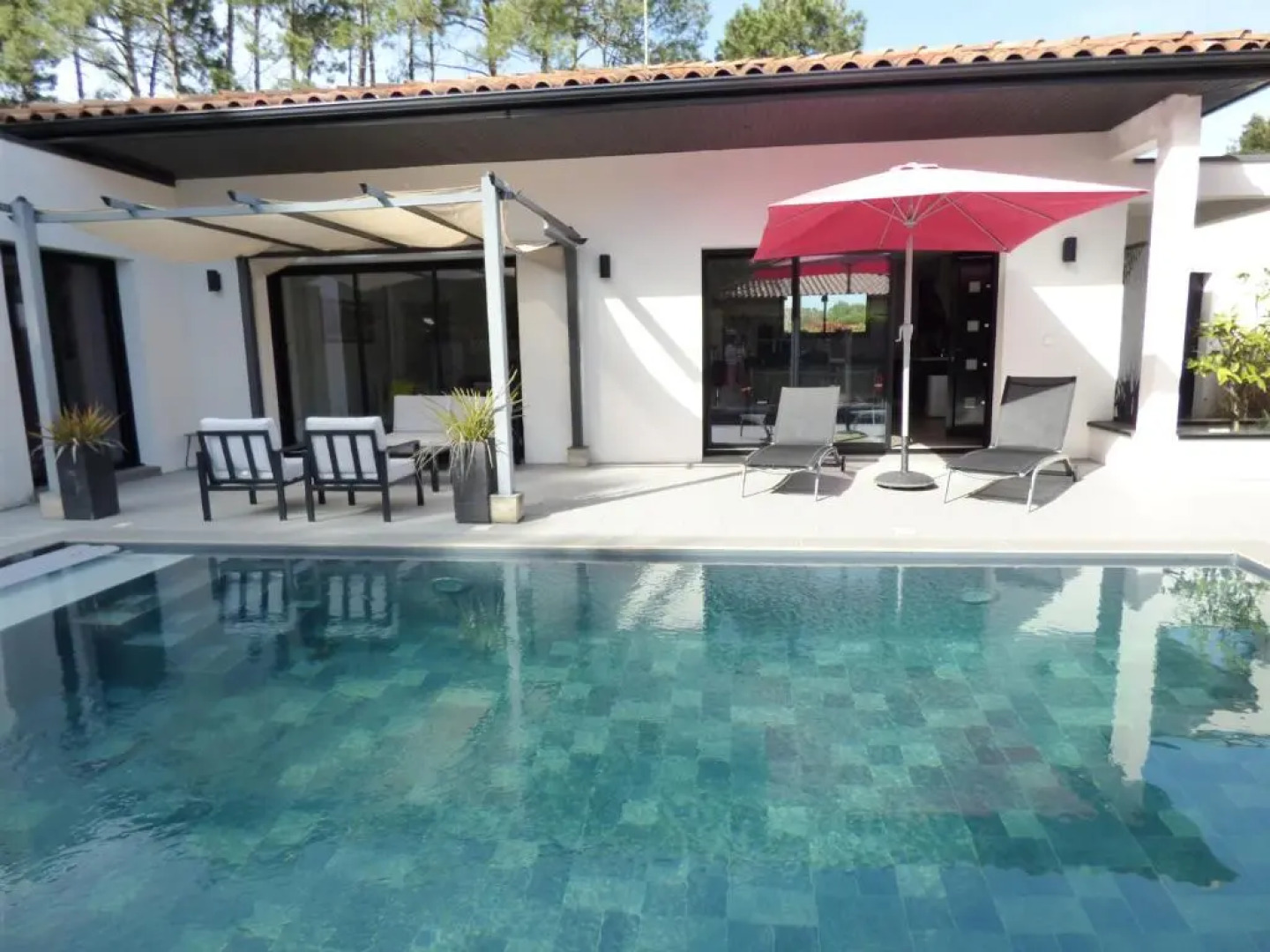 VILLA LUCIA, 8 PERS, au calme, proche plage à Vieux-Boucau