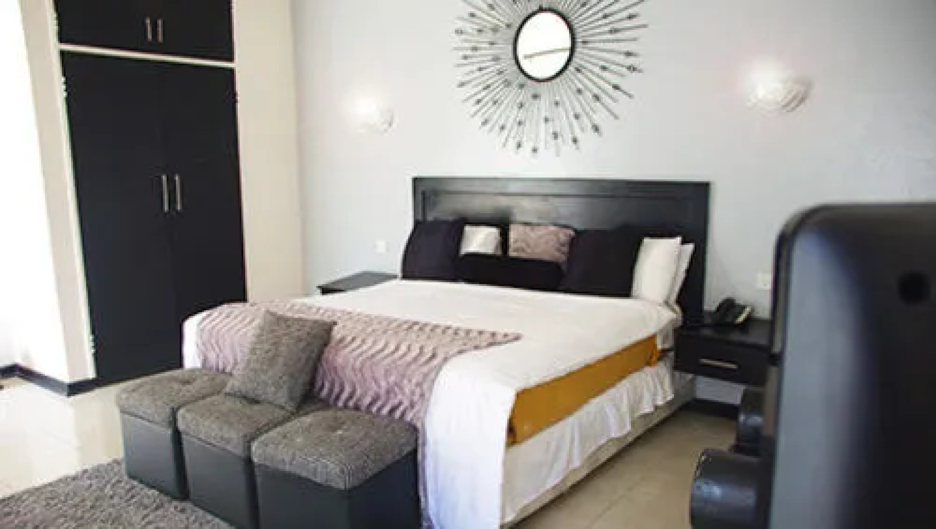 Regency Hotel Chevron