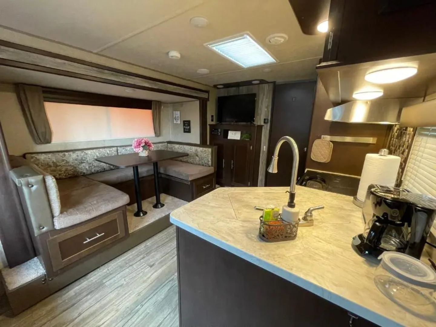 Paseo Isamar Campers