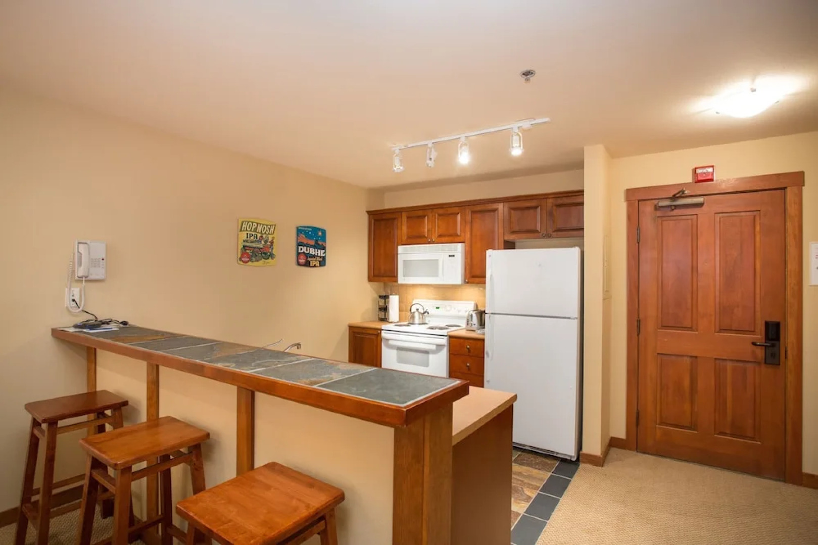 3216 - One Bedroom + Den Standard Powderhorn Lodge 1 Condo by RedAwning