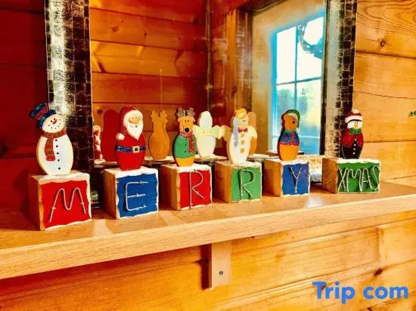 Tomy's Log House - Need Car