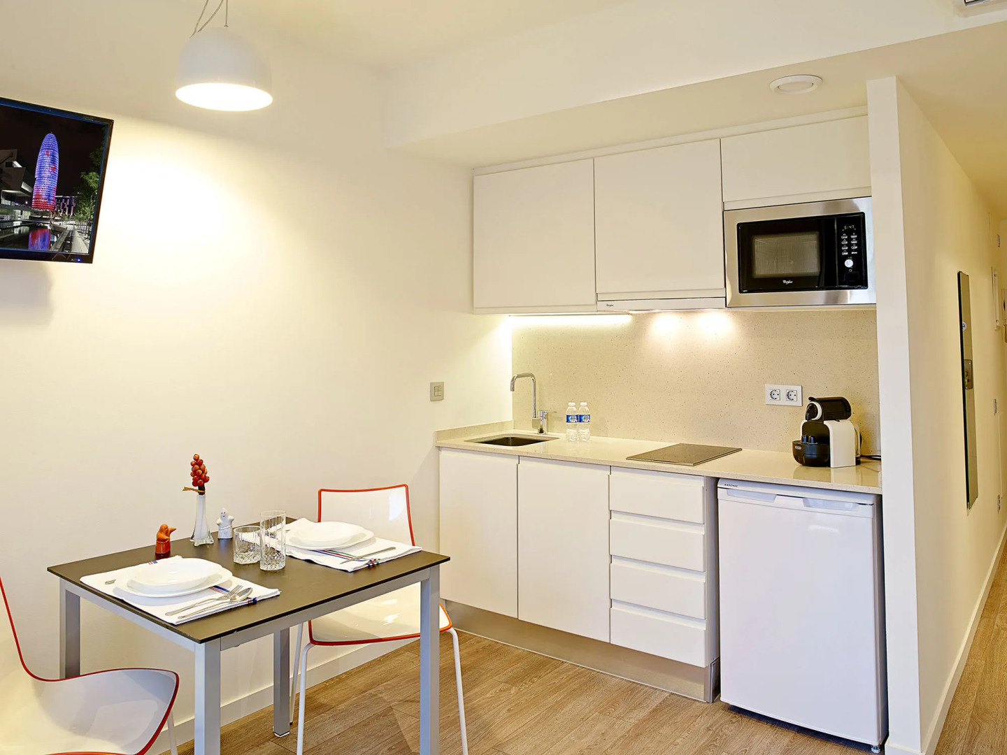 Apartments Hostemplo Suites