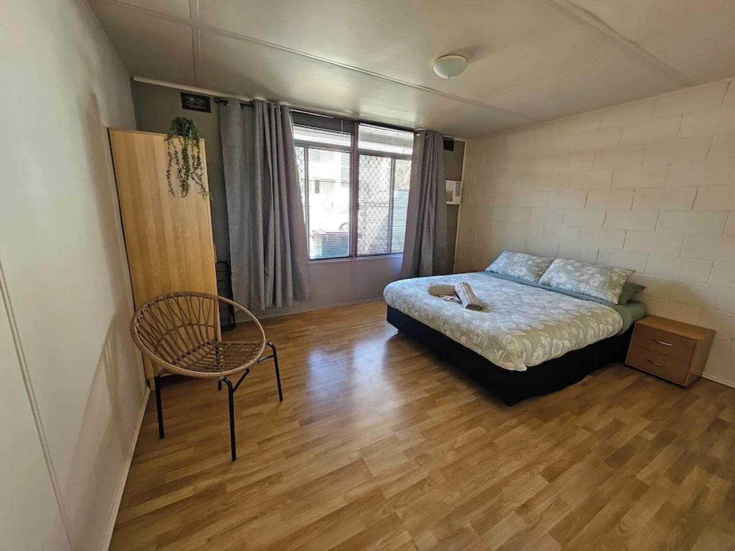 4B Kambalda Apartment