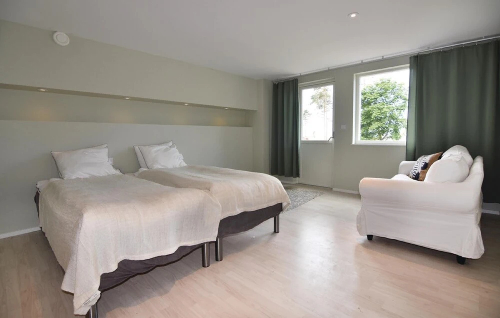 Stunning Home in Otterbäcken With 9 Bedrooms, Sauna and Indoor Swimming Pool