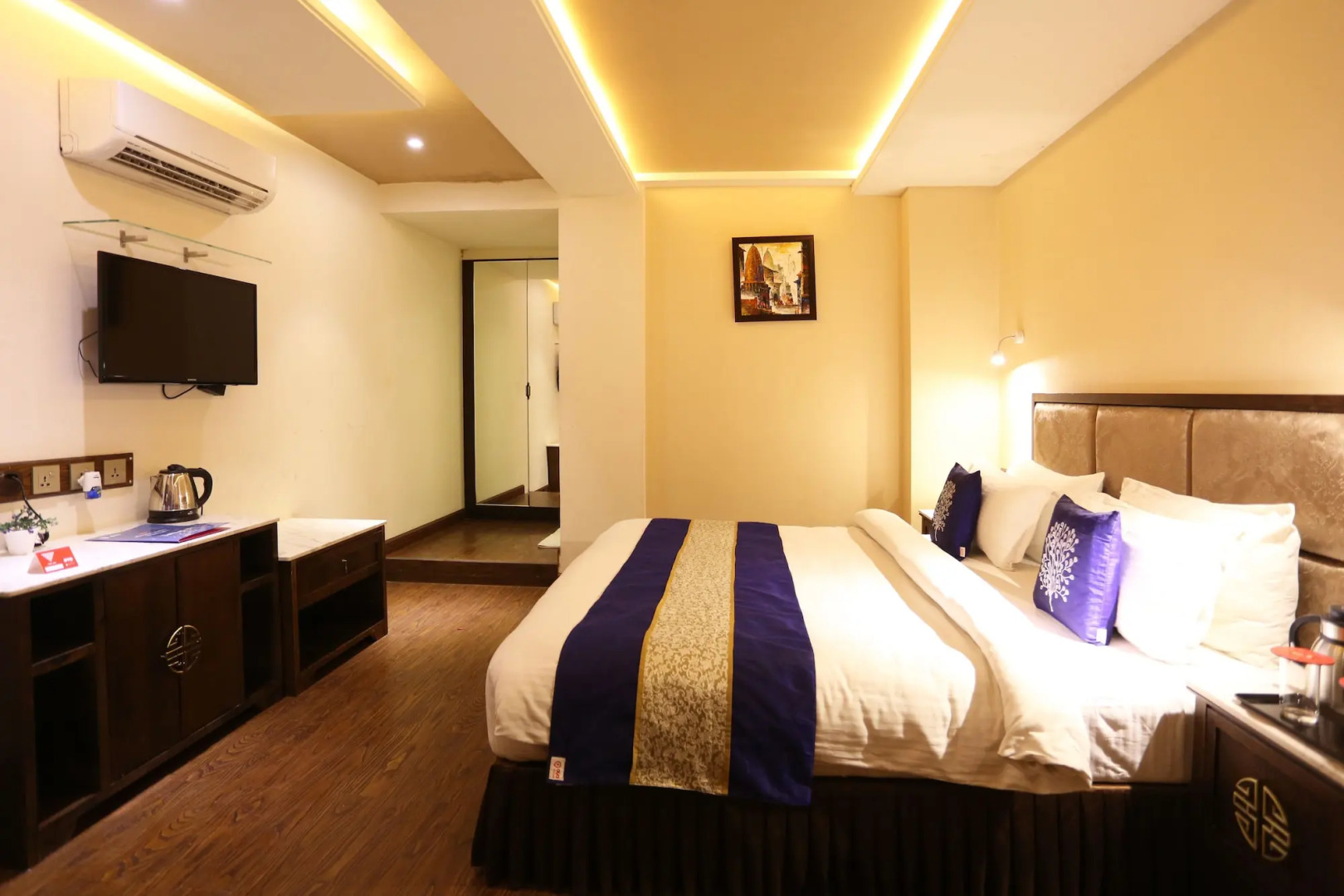 Divinity By Audra Hotels