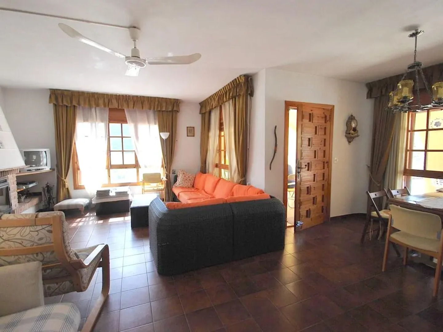 Villa With 3 Bedrooms in Sant Joan D'alacant, With Private Pool, Enclo