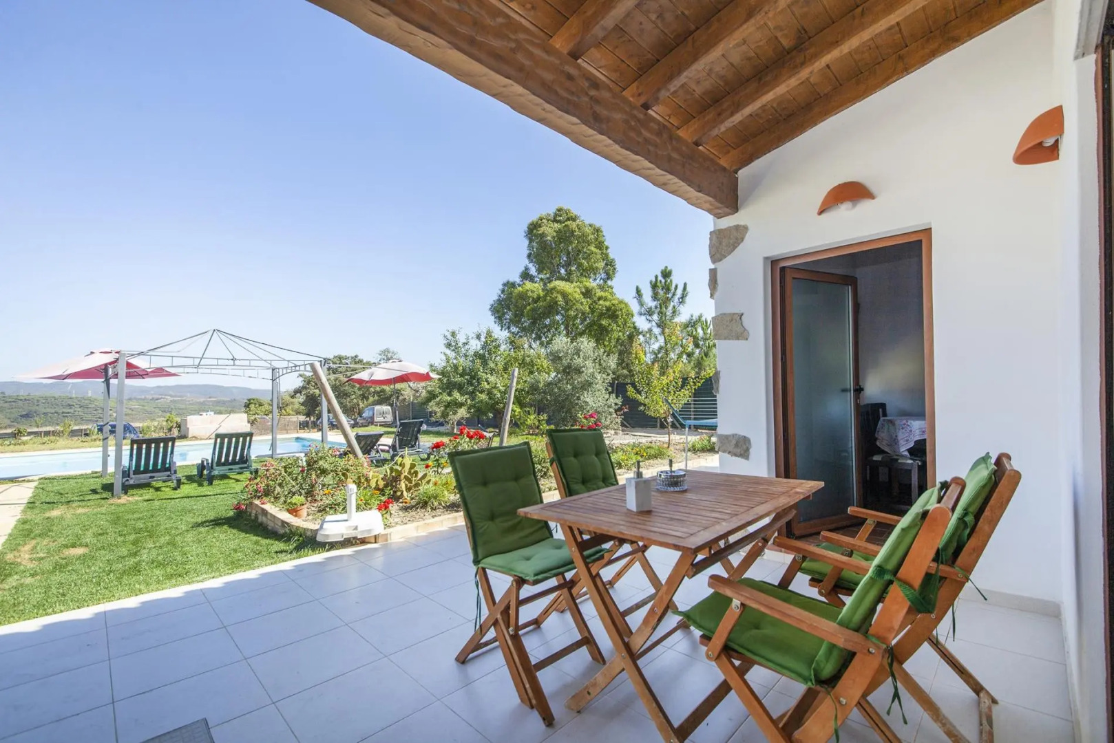 H - Arrifana Beach Studio in Montes de Praias Guesthouse in Aljezur