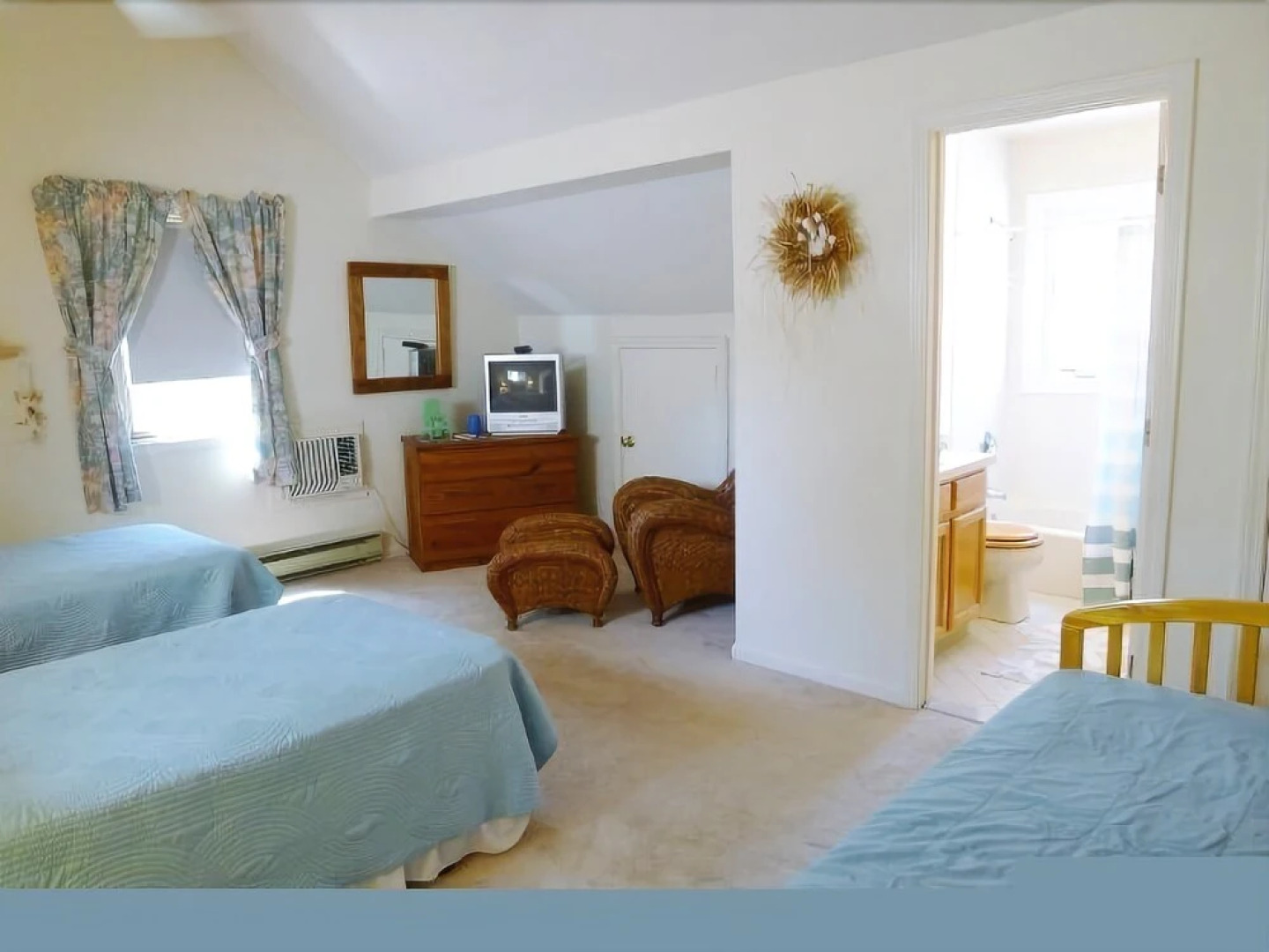 131 Howland - 2 Bedroom Condo