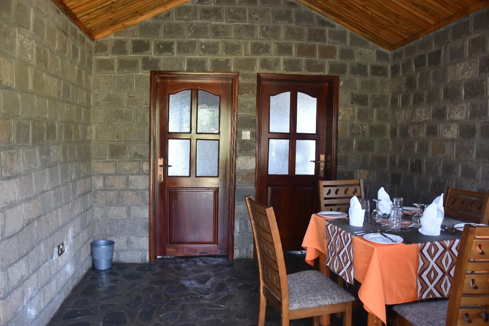 Kyangabi Crater Resort