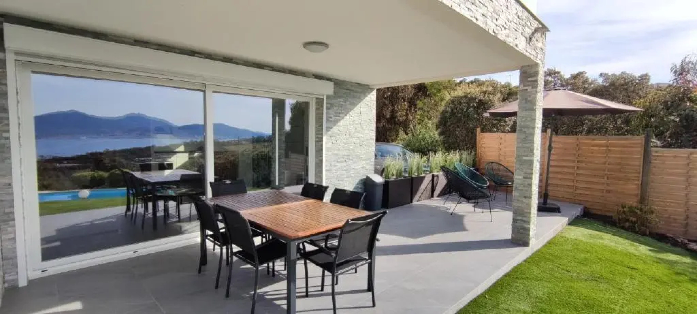 F4 a Porticcio Avec Piscine Et Vue Sur Mer