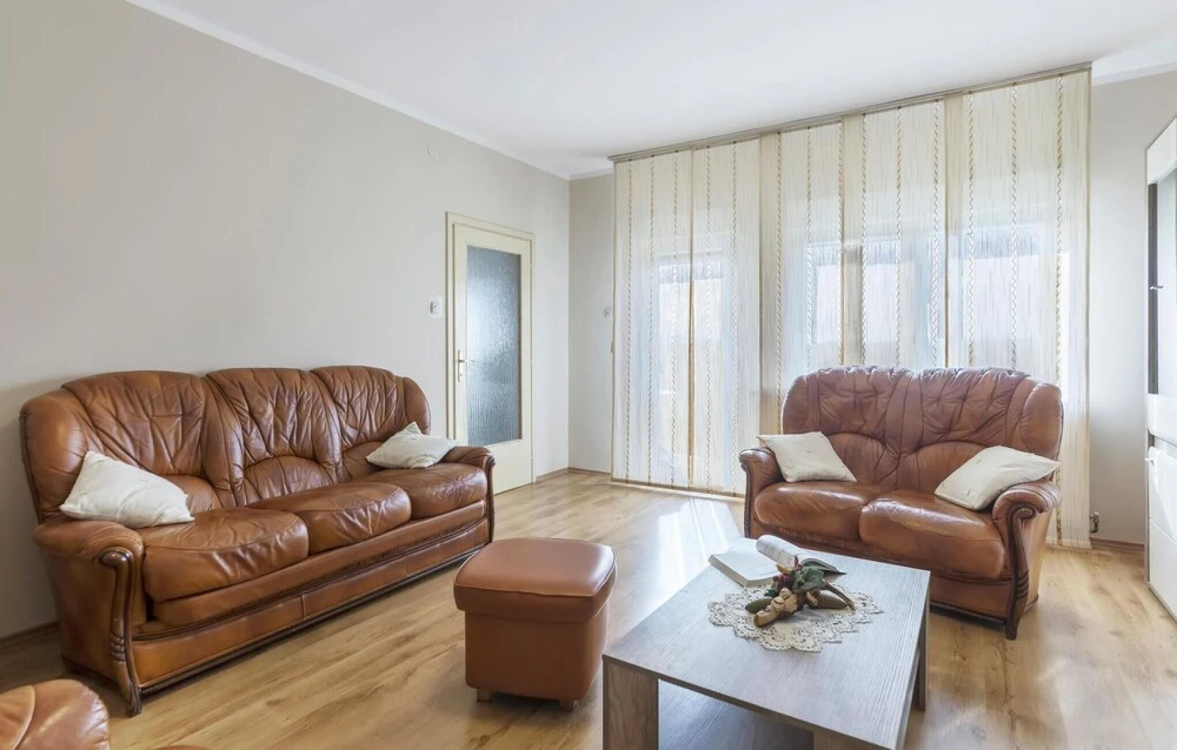 Amazing Home in Sumber With Wifi and 4 Bedrooms