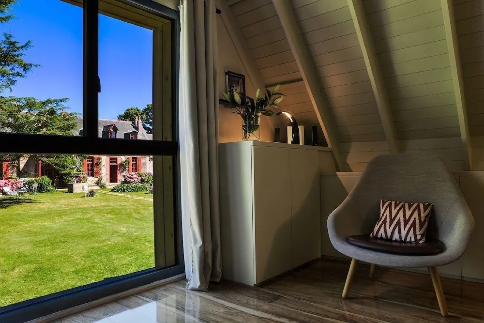 Le Pavillon De Kériolet