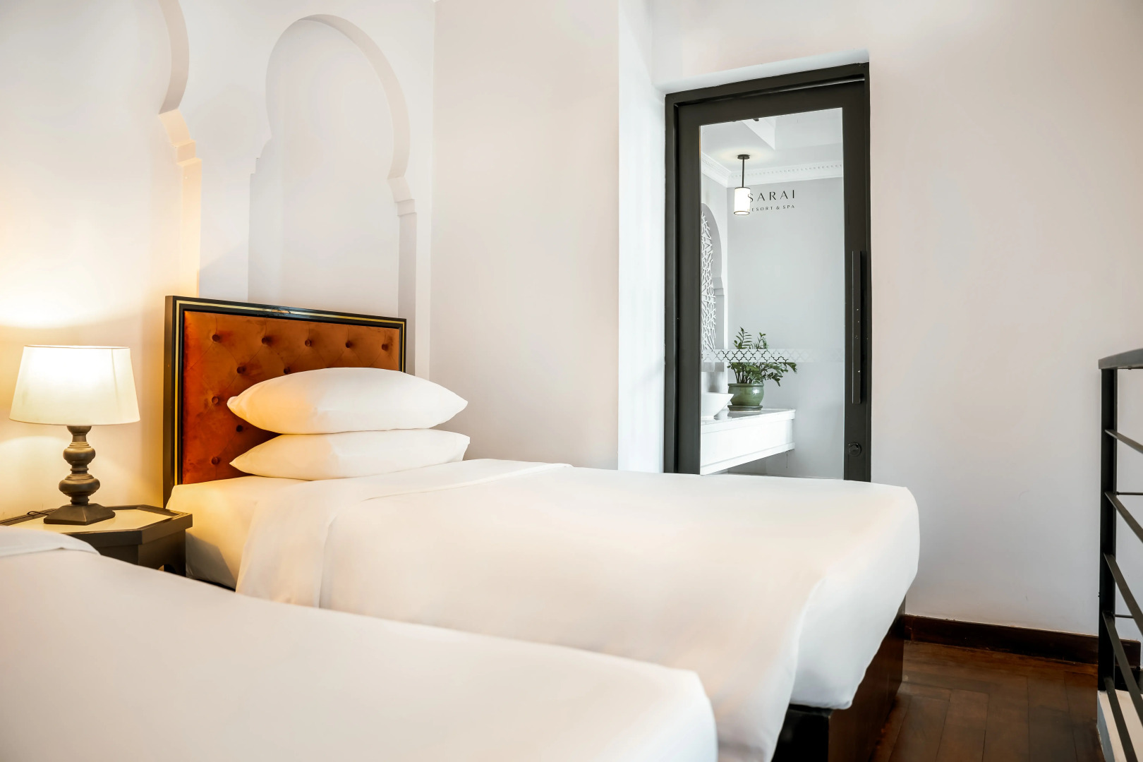 Курортный Oтель Sarai and Wander