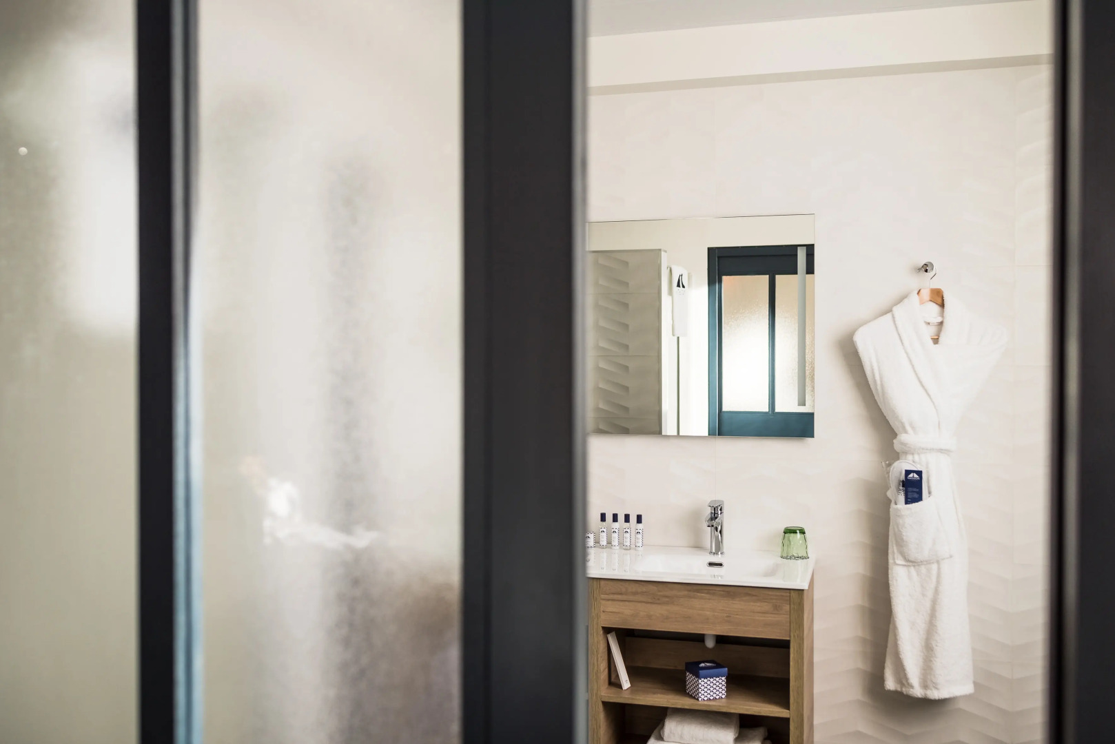 MADISON Saint Jean de Luz - Handwritten Collection