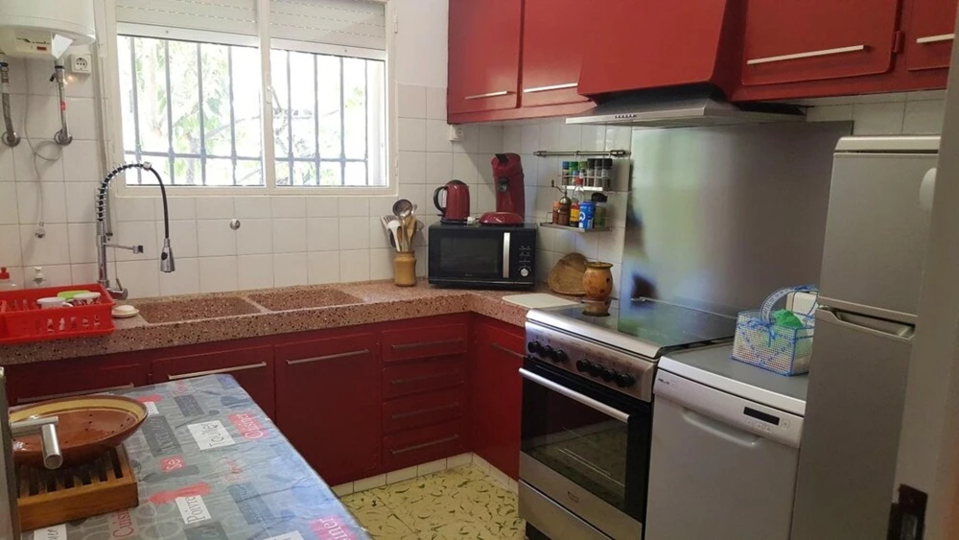 House With 3 Bedrooms in Alcanar, With Enclosed Garden and Wifi Near the Beach