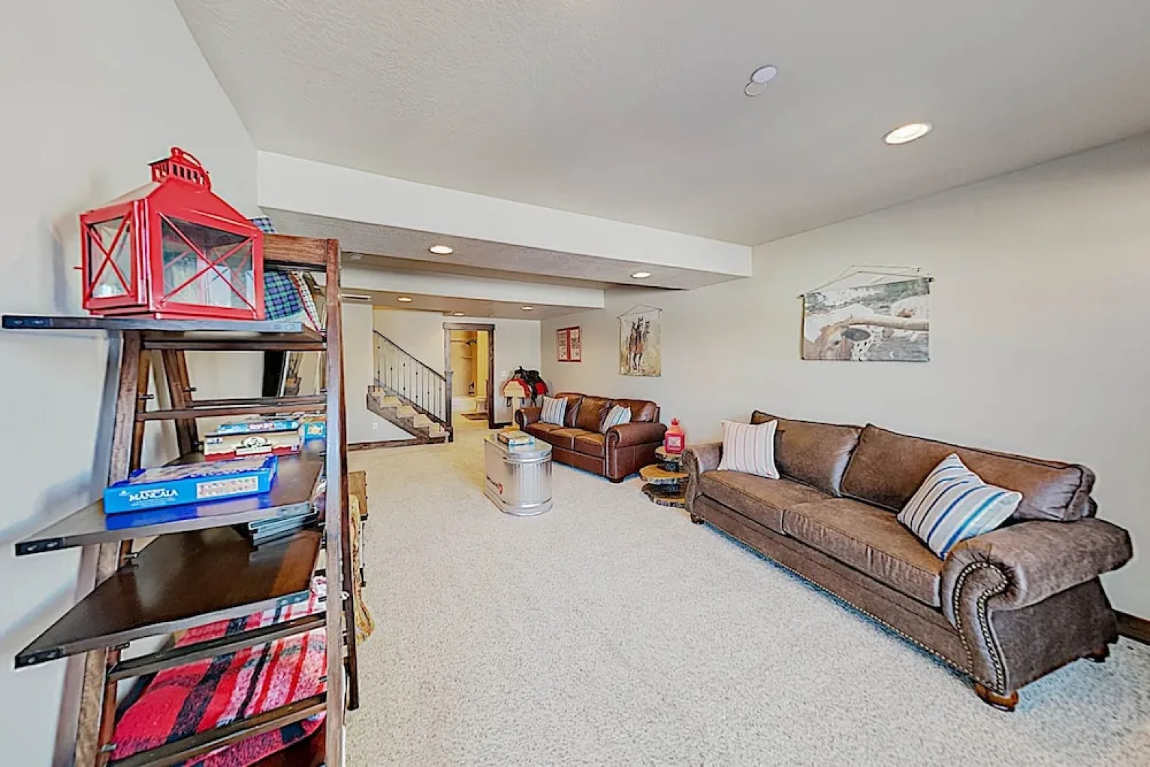 New Listing! Mountain W/ Hot Tub & Deck 5 Bedroom Townhouse