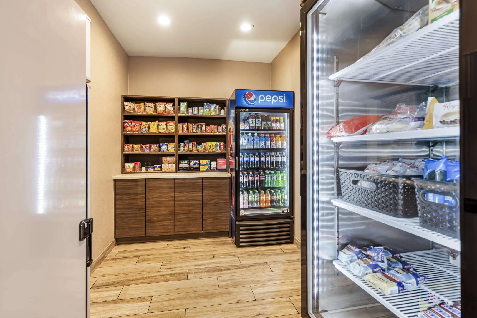 Best Western Plus Bourbonnais Hotel & Suites