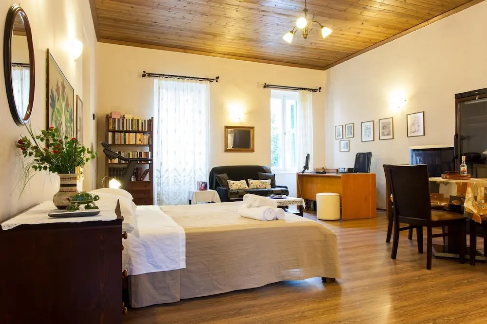 Agatharchou 2 in Athens